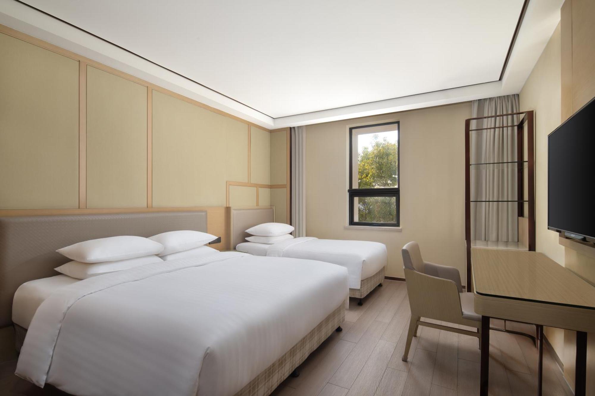 Courtyard By Marriott Shanghai International Tourism And Resorts Zone Exterior foto
