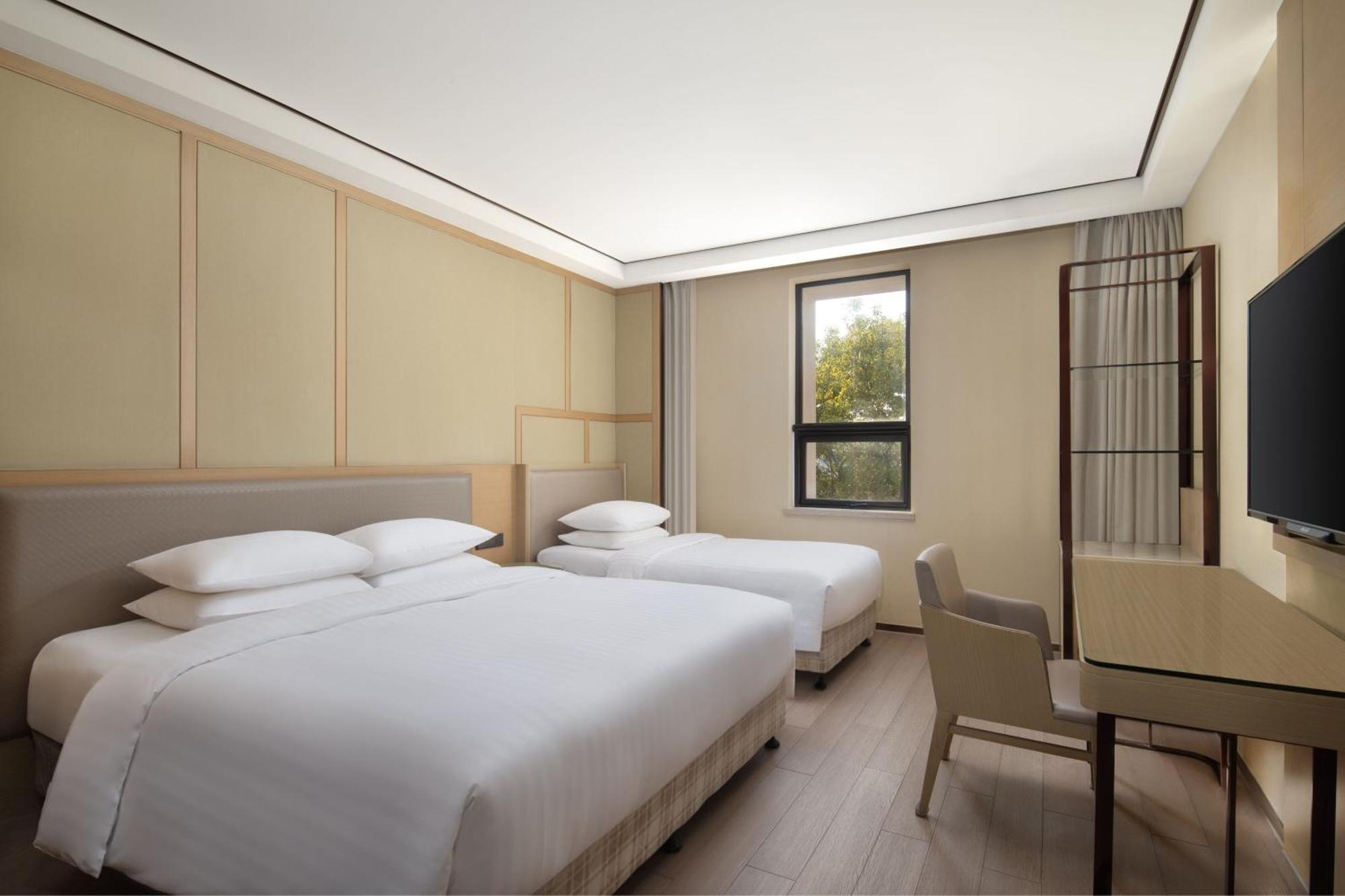 Courtyard By Marriott Shanghai International Tourism And Resorts Zone Exterior foto